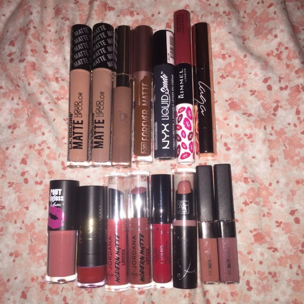 SOLD 15 Lipsticks